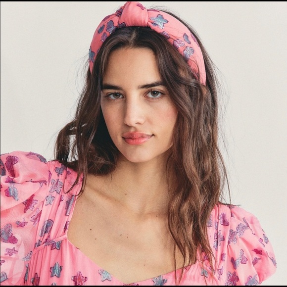 ISO Lele Sadoughi x loveshackfancy millennial pink